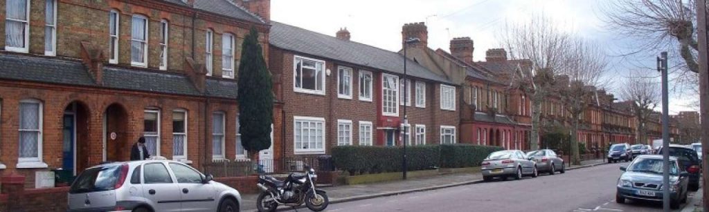 New old houses Noel Park e1369336708118