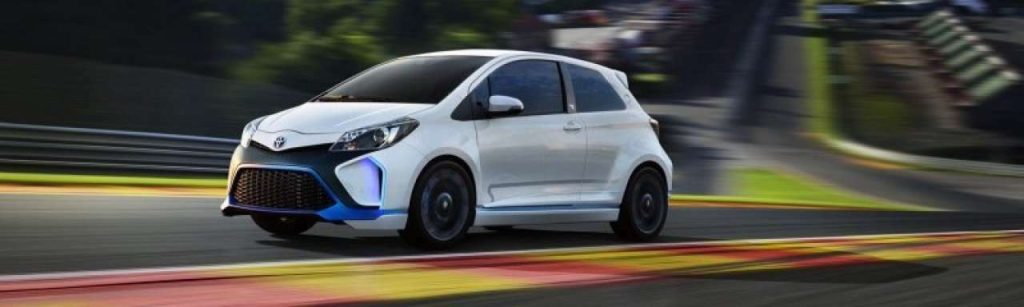 Toyota Yaris Hybrid R Concept 12 e1378890814632