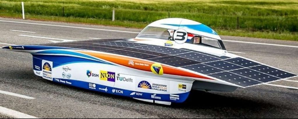 Nuna 7 Nuon Solar Team Day 5 Finish e1392721271156