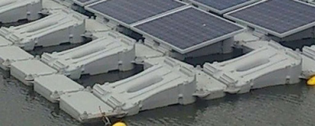 Floating solar800
