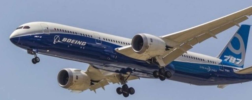 Boeing800 3