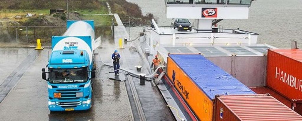 GDF SUEZ LNG Solutions Bunkeren in Moerdijk 1200 e1419265097269