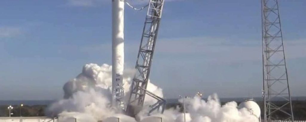 Crs5 static fire e1421058578301