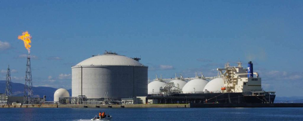 Energy advance lng carrier in ishikari bay