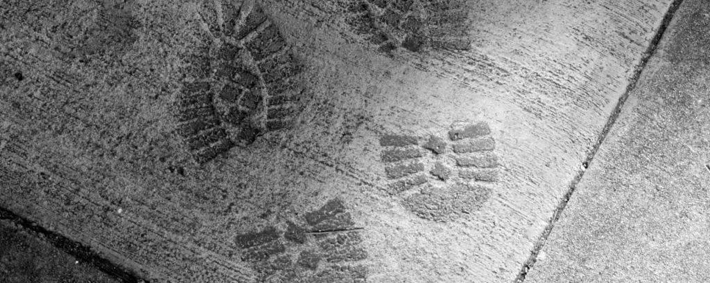 Construction footprints in cement