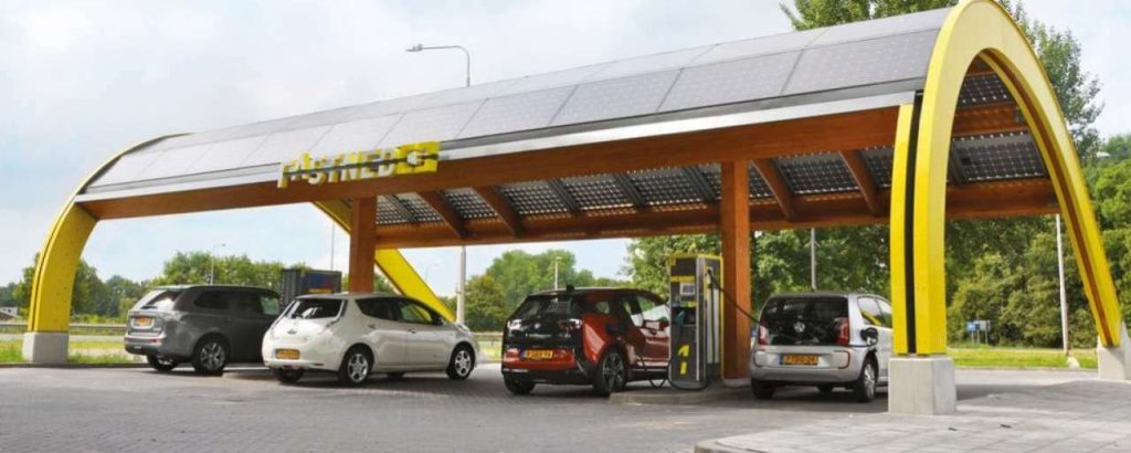 Fastned snellaadstation