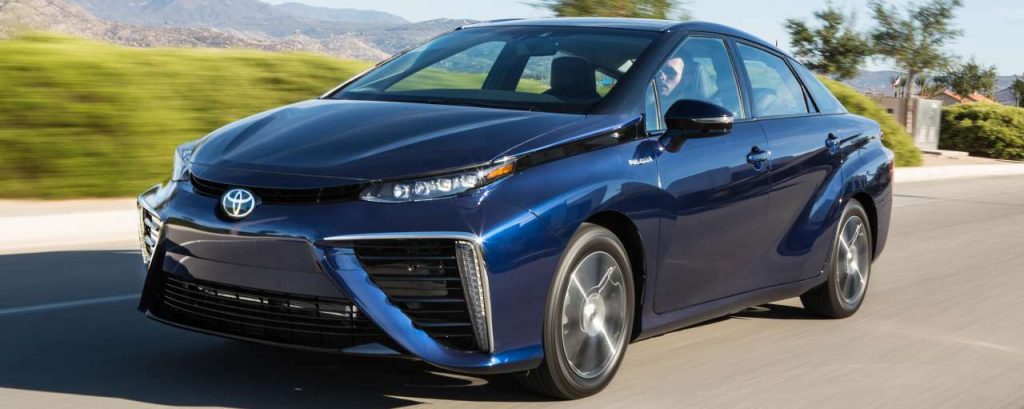 2016 toyota fuel cell vehicle 022