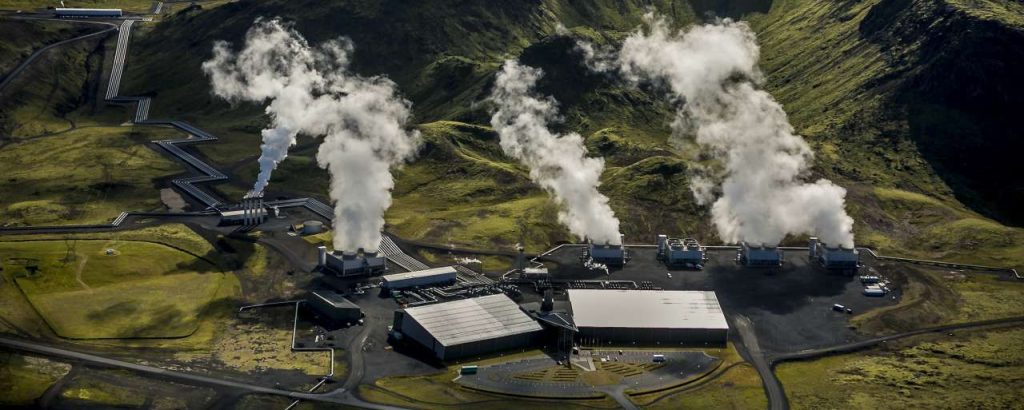 Hellisheidi power plant photo by arni saeberg copy