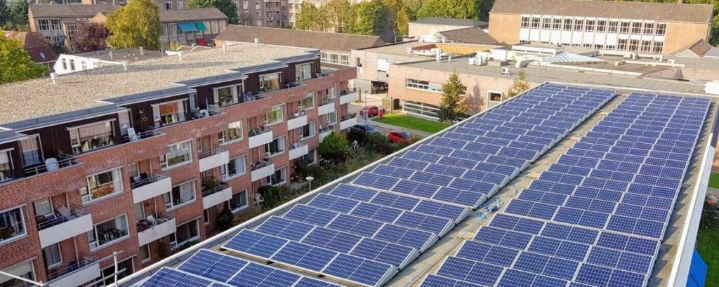 Zonnepanelen op de molenhof pb 28 3 2018