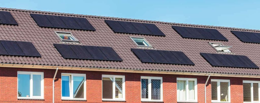 Zonnepanelen huizen woningen