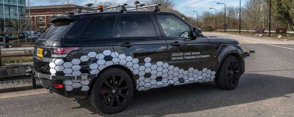 07 jaguar land rover test op britse wegen een vloot van connected autos