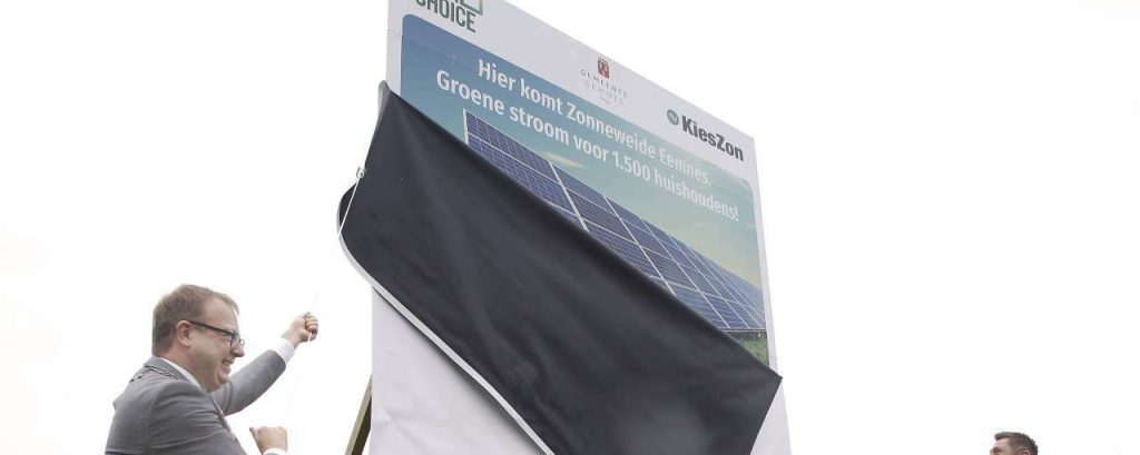 Burgemeesterrolandvanbenthemenfrankheijckmannvankieszononthullenbouwbordrealisatiezonneweidelangsa1