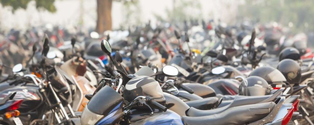 Adobestock india motoren transport