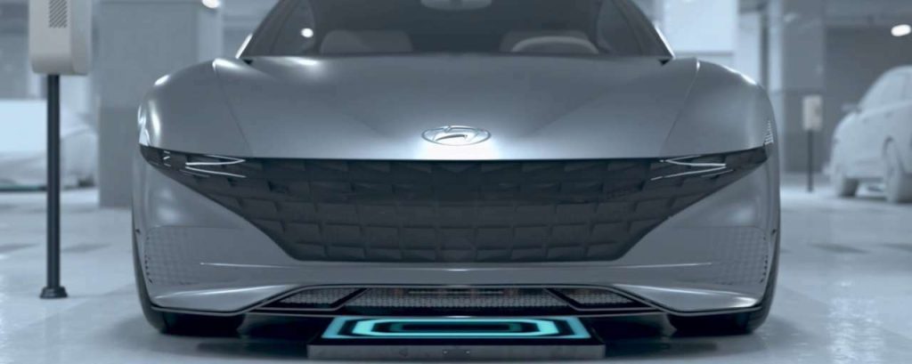 Hyundai draadloos opladen en autonoom parkeren