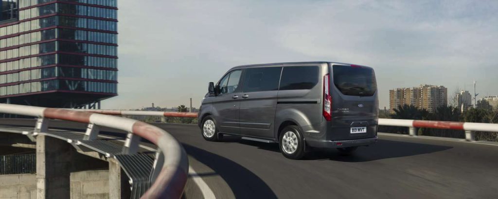 2019 ford tourneo custom phev