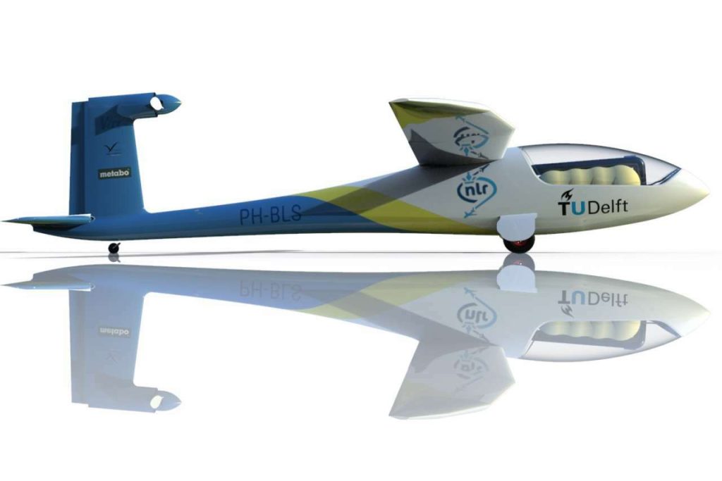 Aerodelft phoenix vliegtuigje