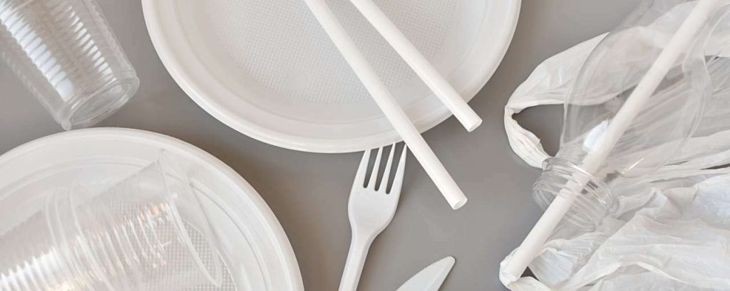 Adobestock plastic servies