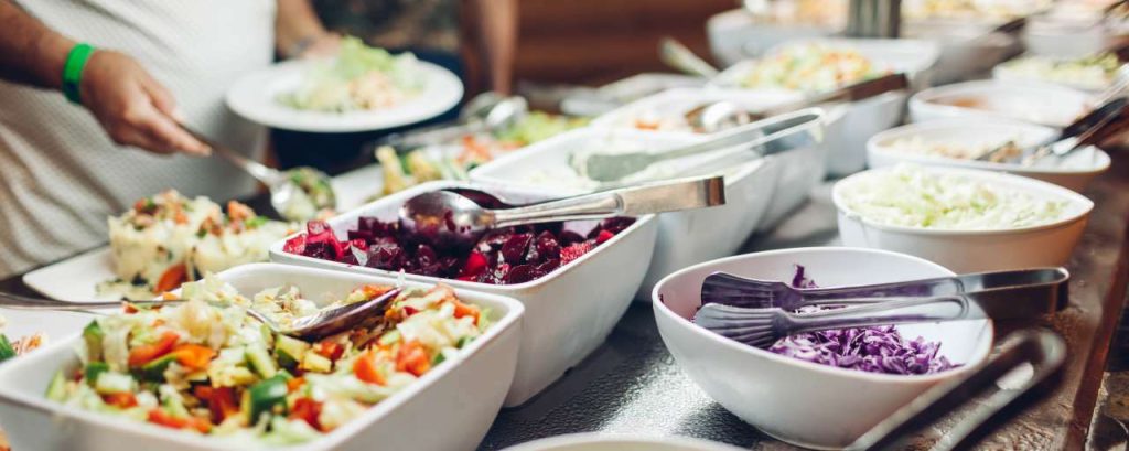 Voedselverspilling bedrijfsrestaurant adobestock
