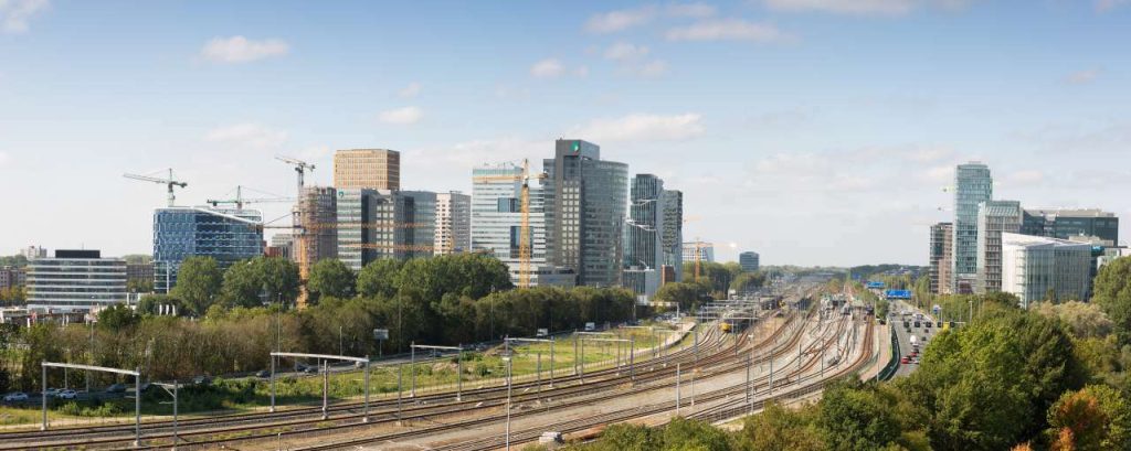 Adobestock 225875859 gebouwen duurzame warmte stroom kantoren zuidas kleiner