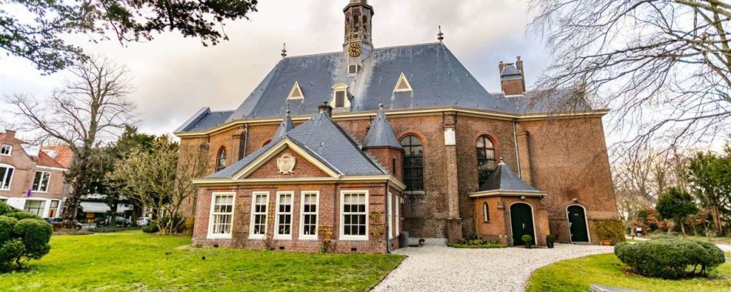 Kerkplein bloemendaal