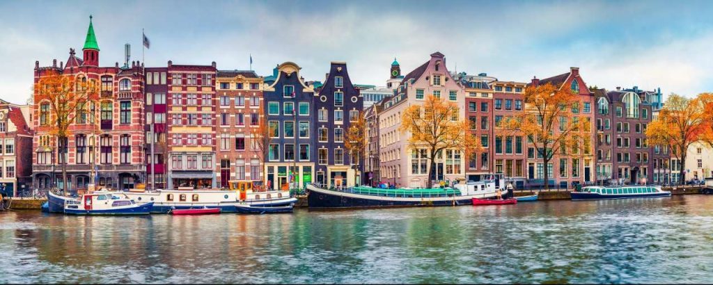 Amsterdam vanaf de gracht