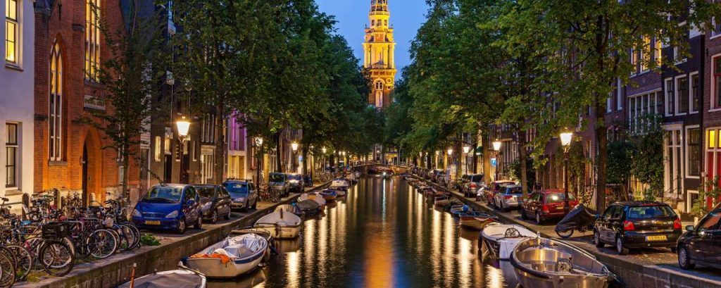 Adobestock amsterdam grachten