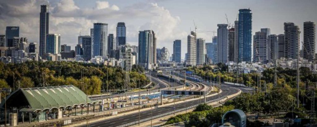 Tel aviv university railway station credit guy yechiely e1600686970111