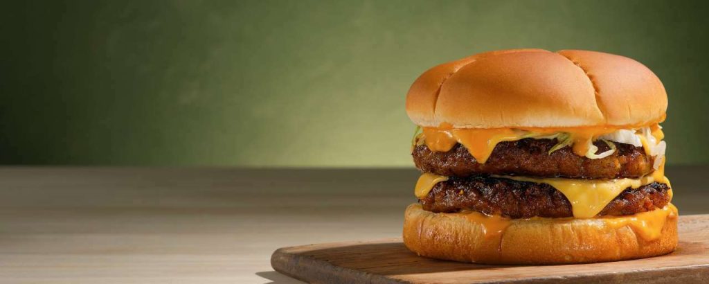 Bk homepage sliderbanner 3 0beyondburger us 2260x1220 v2 scaled
