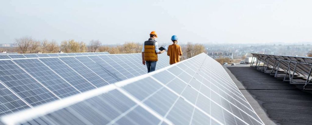 Zonnepanelen bedrijf dak ondernemers