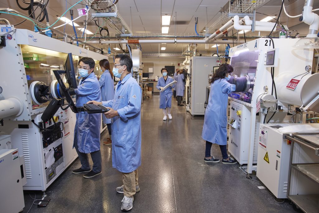 GM Battery Research And Development 07