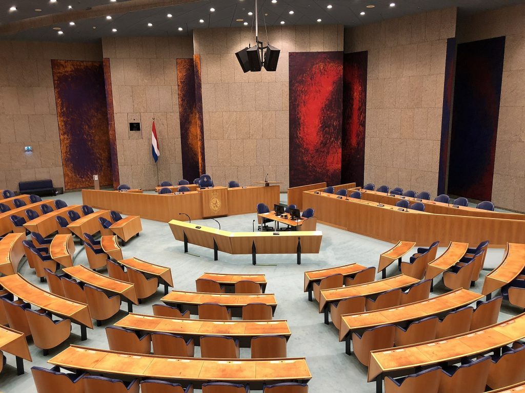 1920px Plenaire zaal Tweede Kamer landschap
