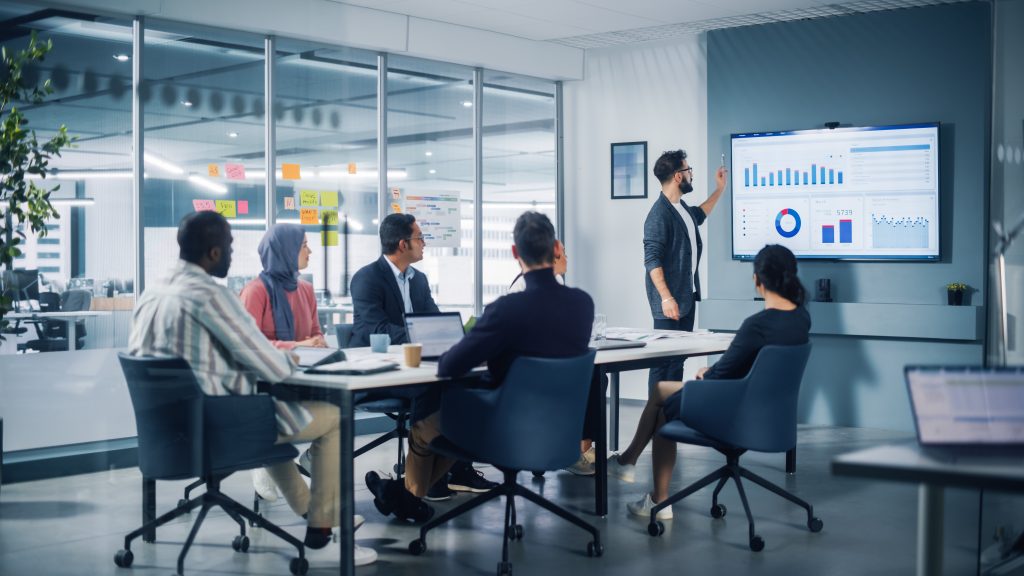 Adobe Stock diversiteit op de werkvloer en in bestuur