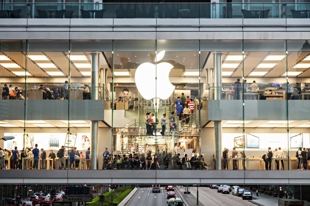 Adobe Stock 295463223 Editorial Use Only apple store