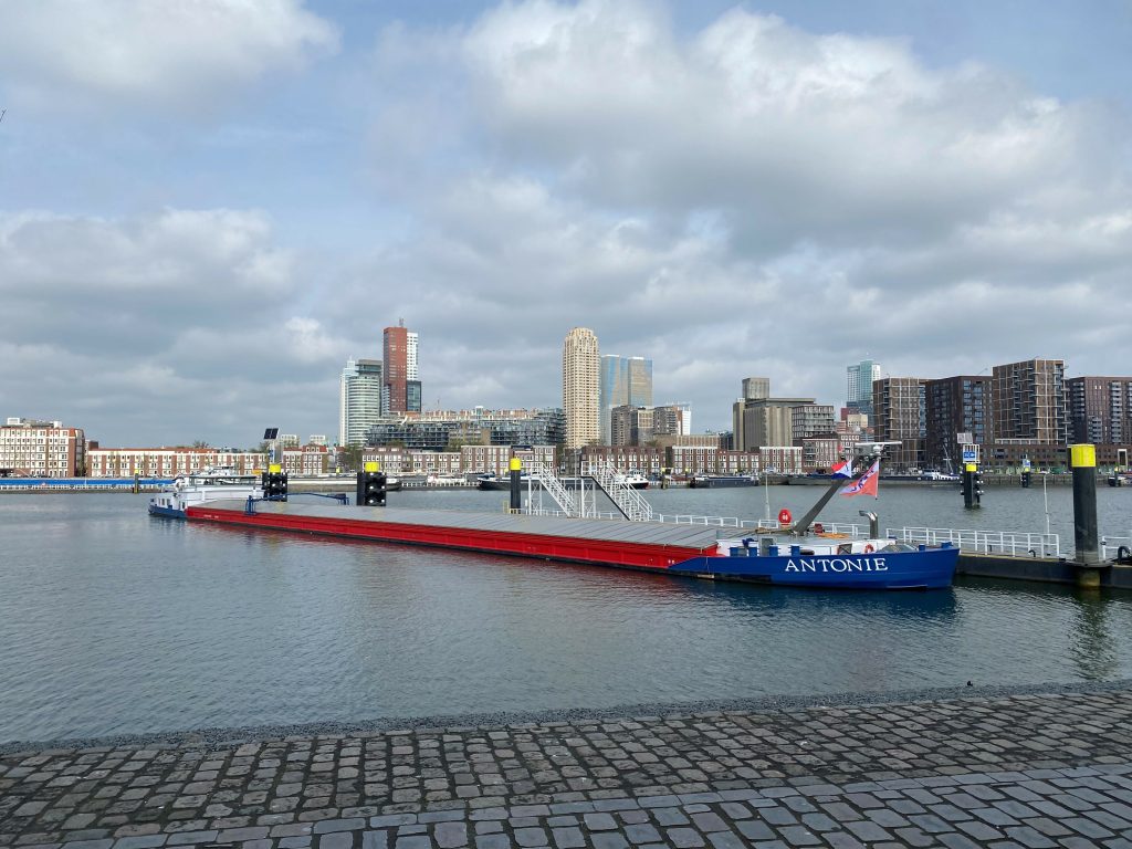 MS Antonie in Maashaven NPRC 30 maart 2022