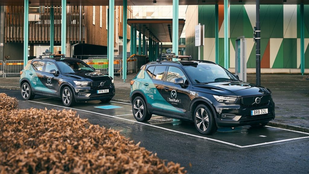 Volvo draadloos opladen taxi