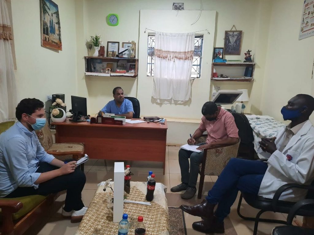Hospital Kenya GOAL 3 team in gesprek met directie van ziekenhuizen in Kenia over het IMPALA systeem