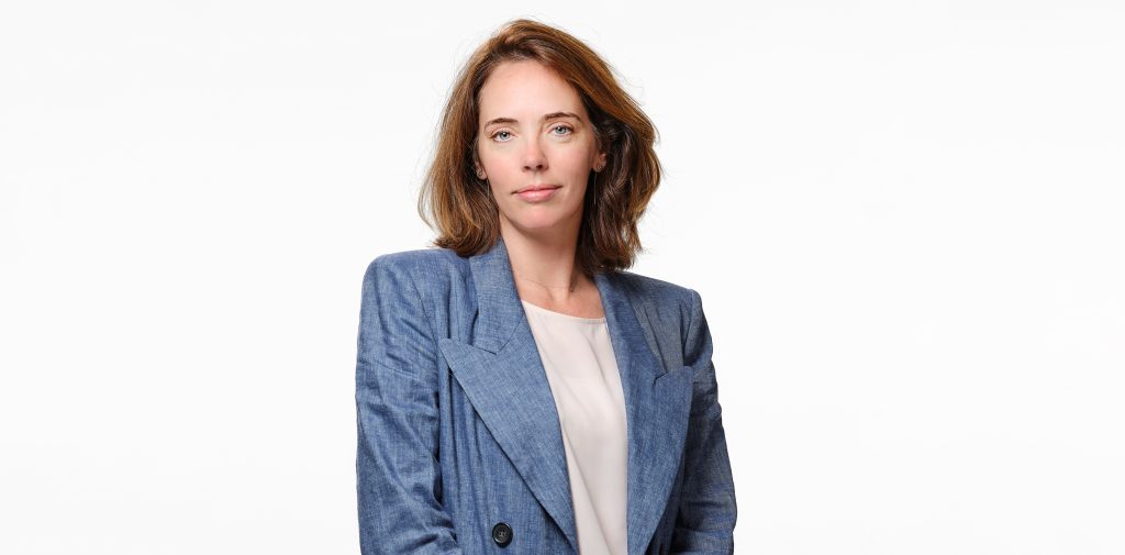 18 Sandra Phlippen liggend