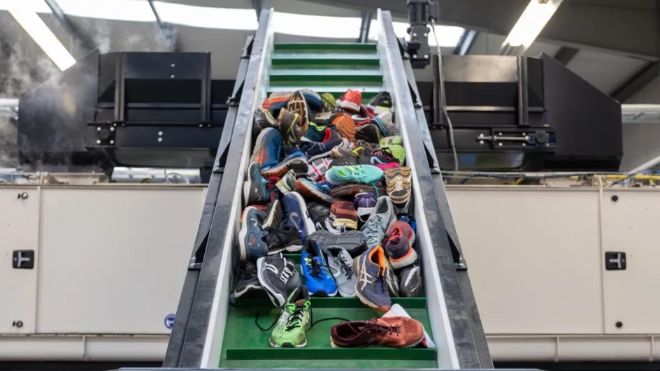 Fast Feet Grinded machine aan het werk