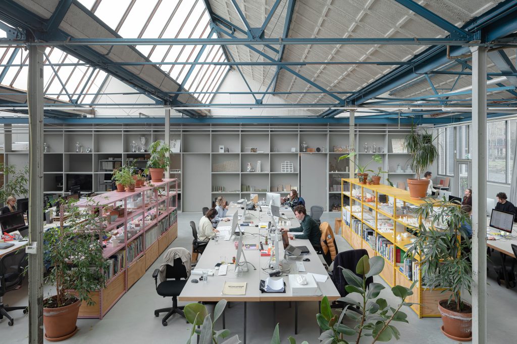 Studioninedots Karper K 02 Sebastian van Damme