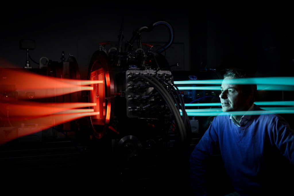 Carbyons ultra fast swing process by Bart van Overbeeke Photography small