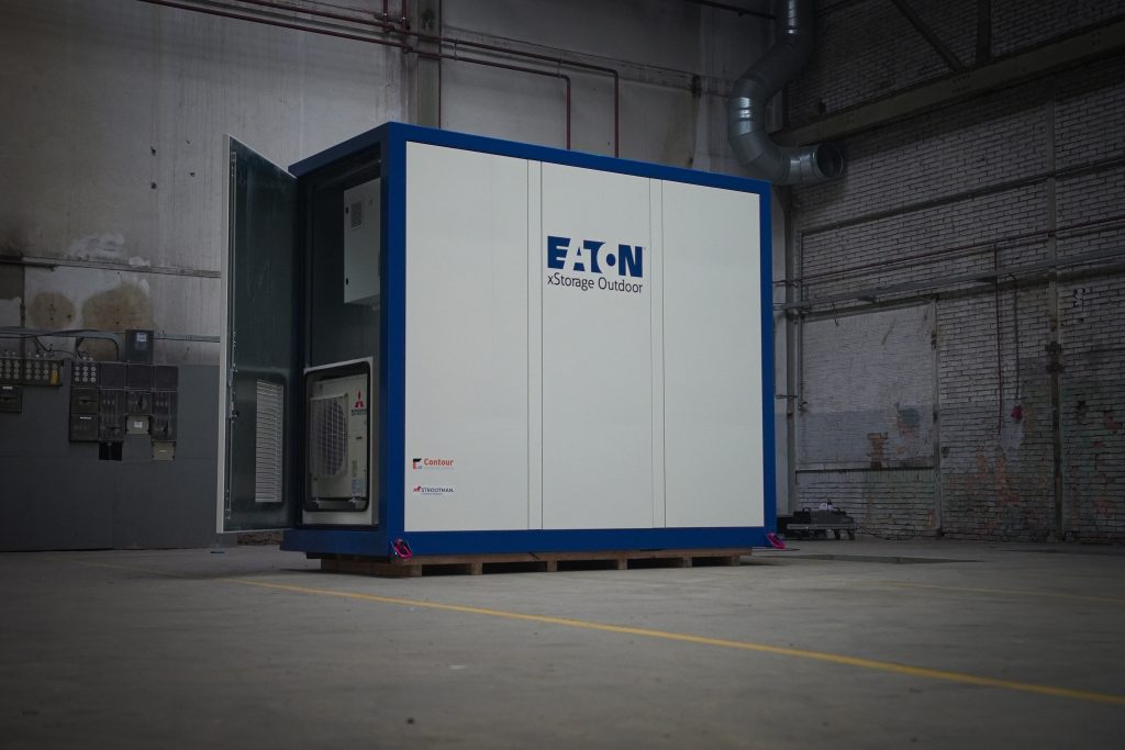 Eaton DSC01181