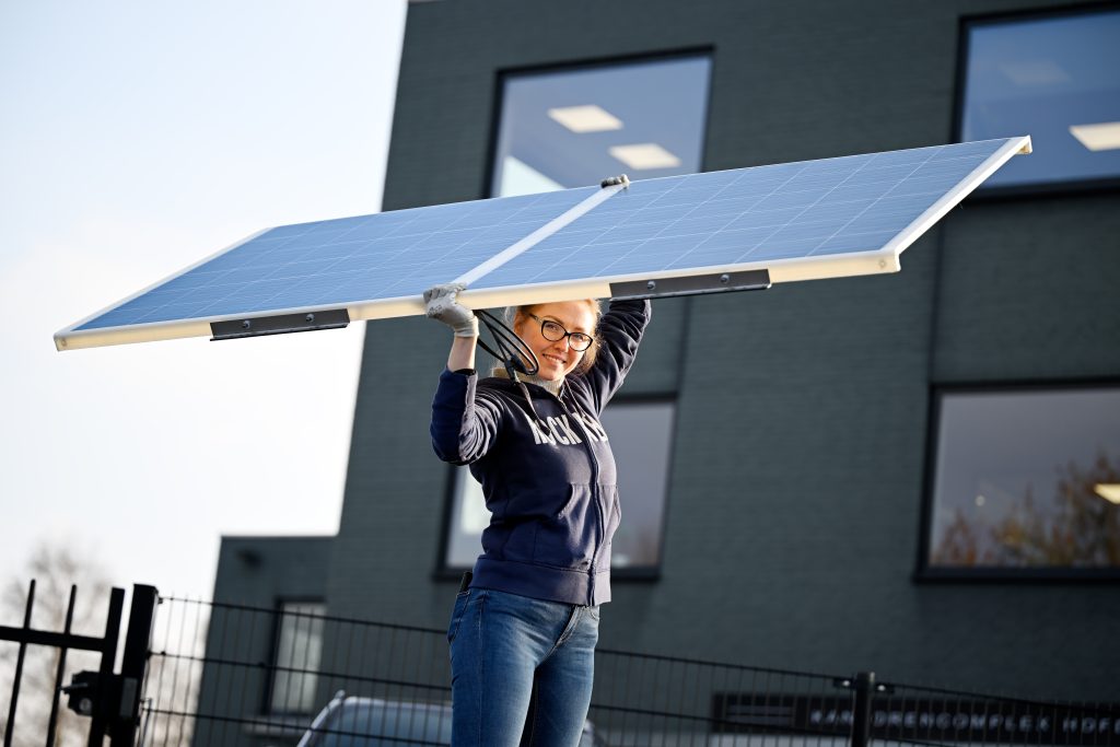 Solarge zonnepanelen Bv OF 2022 0124 ADZ Solarge solo PV module