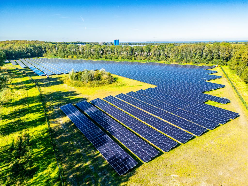 Zonnepark Almere Foto Willem Jan de Bruin Fotografie DJI 0001 HR